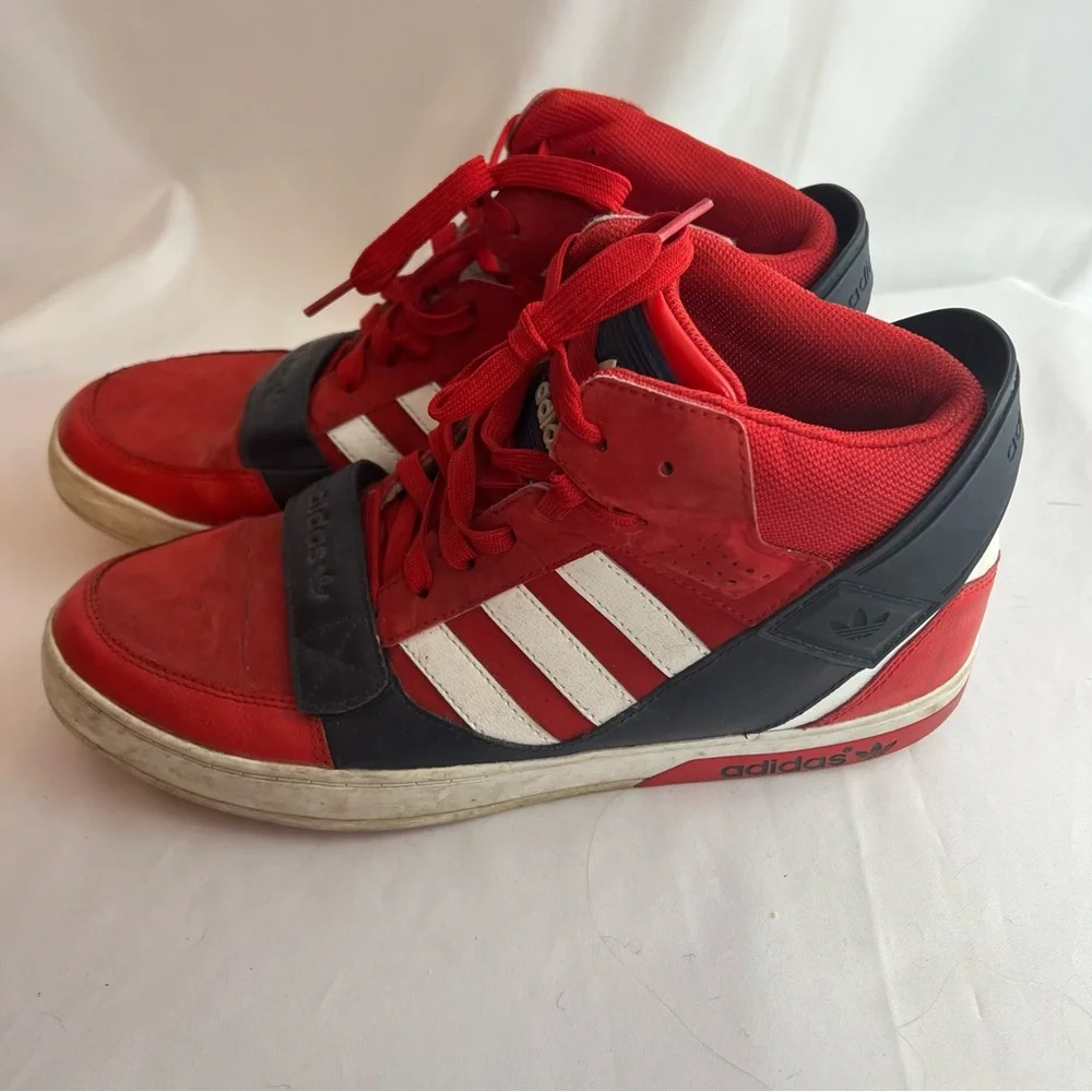 Adidas Hardcore Defenders Men’s Basketball Sneakers, size 9.5